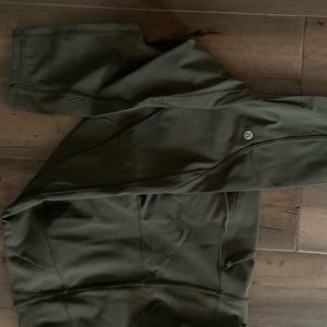 Cropped Fast & Free lululemon leggings with pocket